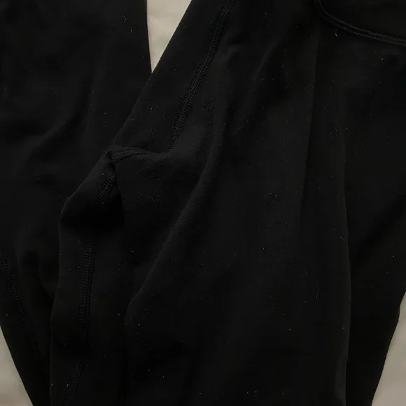 (SOLD) Black Lululemon Align Leggings - Picture 2 of 3
